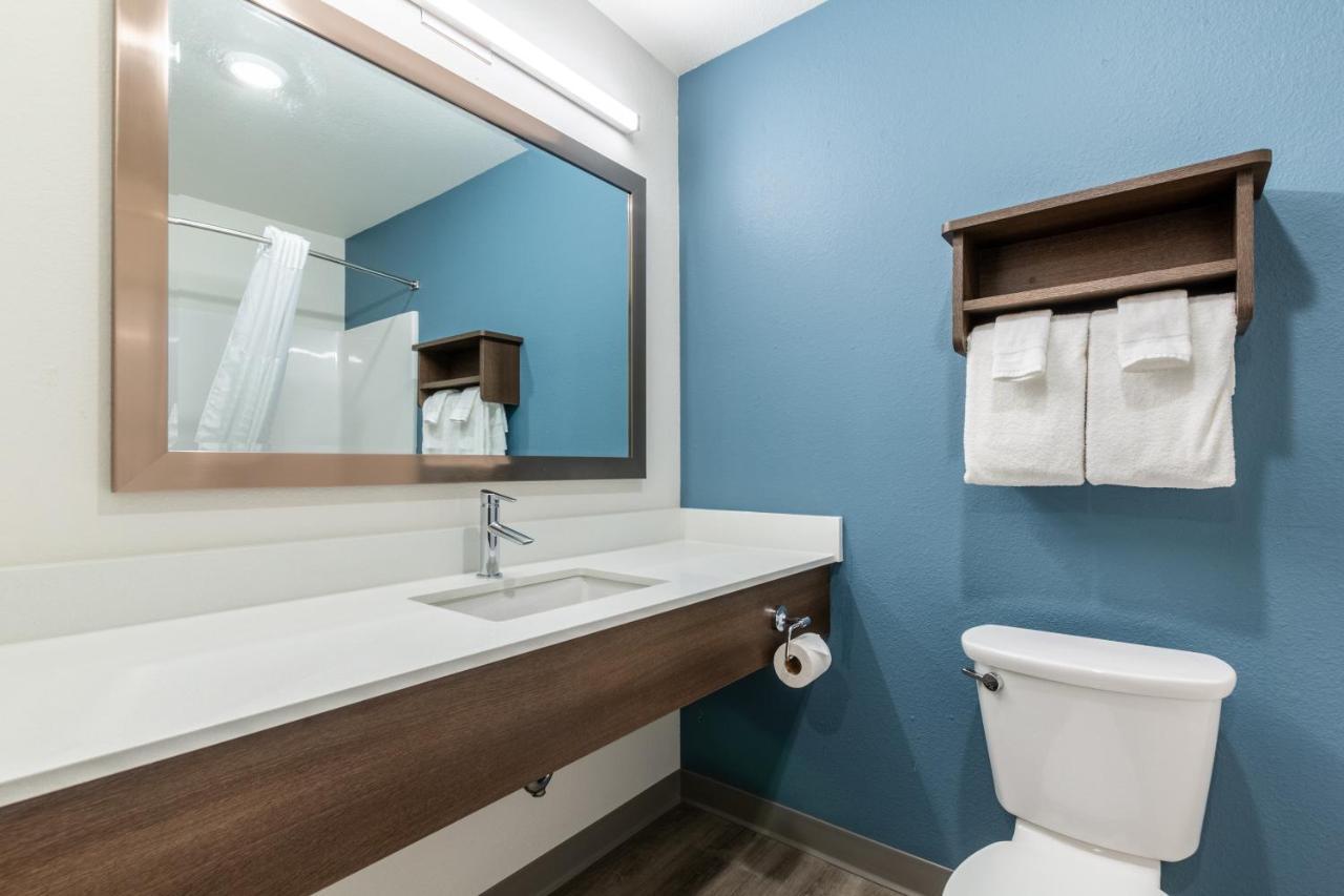 Woodspring Suites Gurnee - Chicago エクステリア 写真