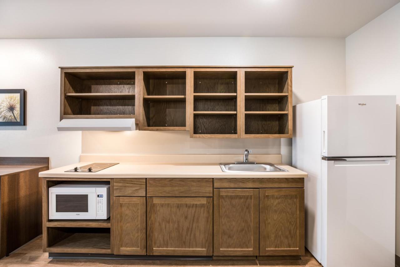 Woodspring Suites Gurnee - Chicago エクステリア 写真