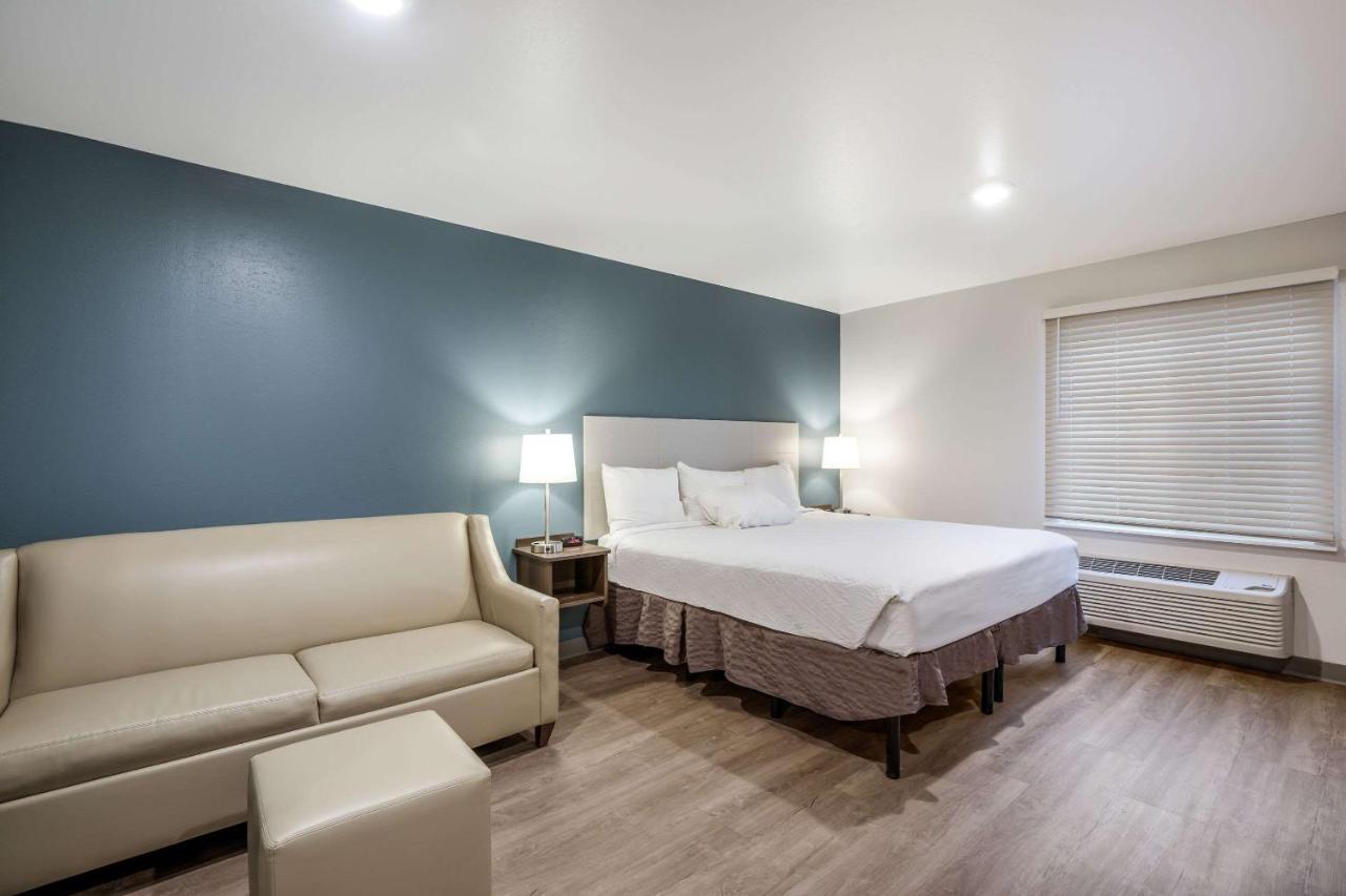 Woodspring Suites Gurnee - Chicago エクステリア 写真