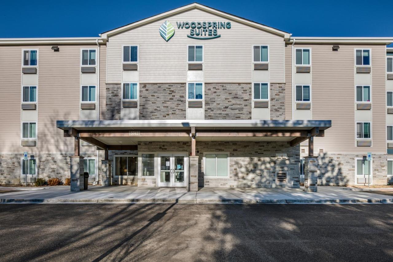 Woodspring Suites Gurnee - Chicago エクステリア 写真